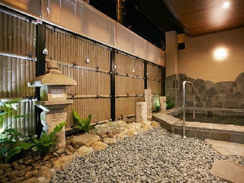 Osaka Corona Hotel Bagian luar foto