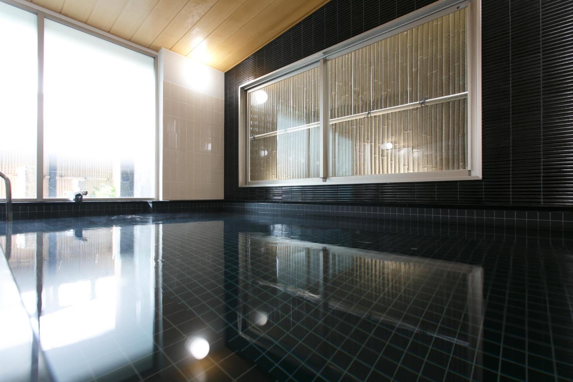 Osaka Corona Hotel Bagian luar foto